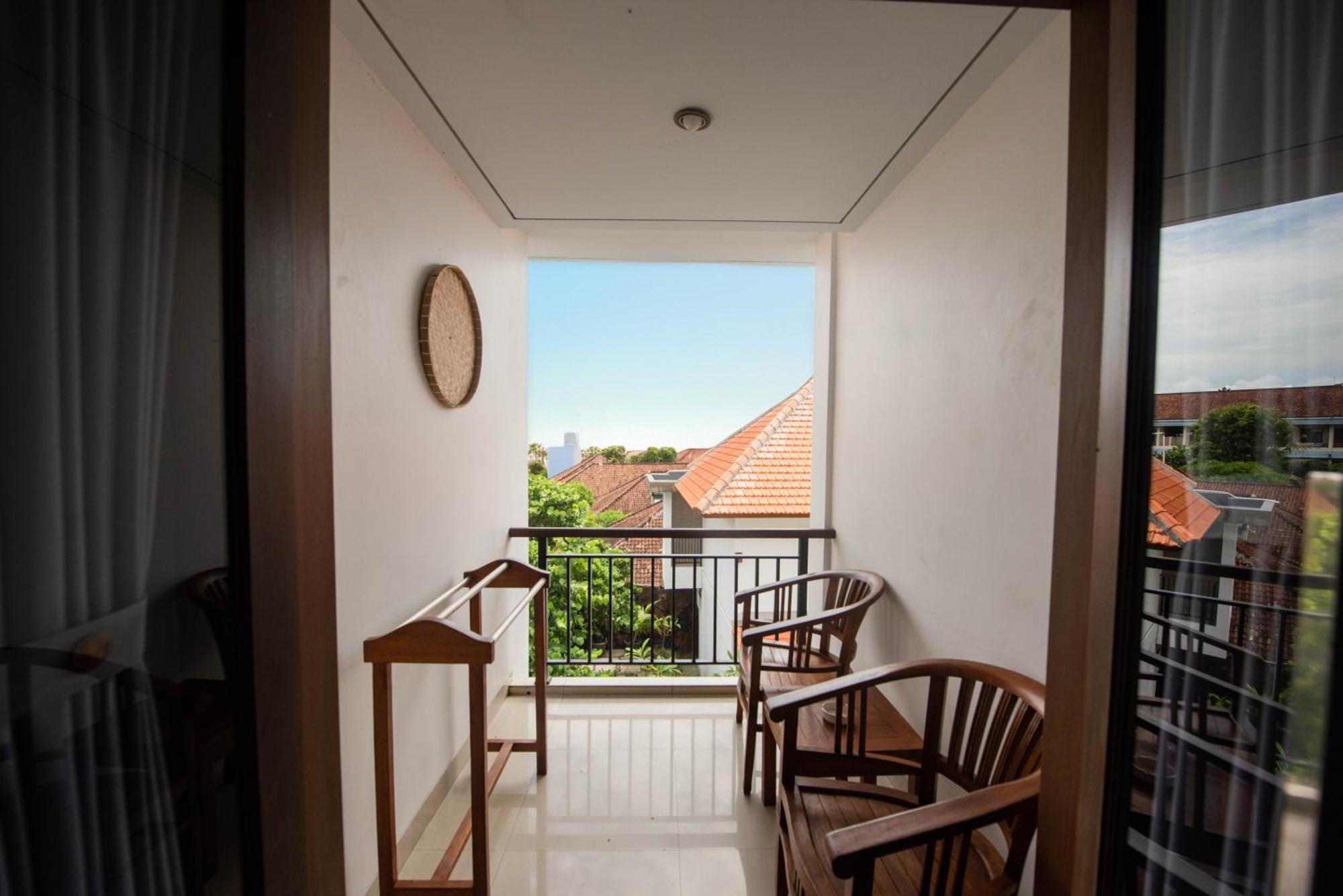 Sandat Hotel Legian מראה חיצוני תמונה