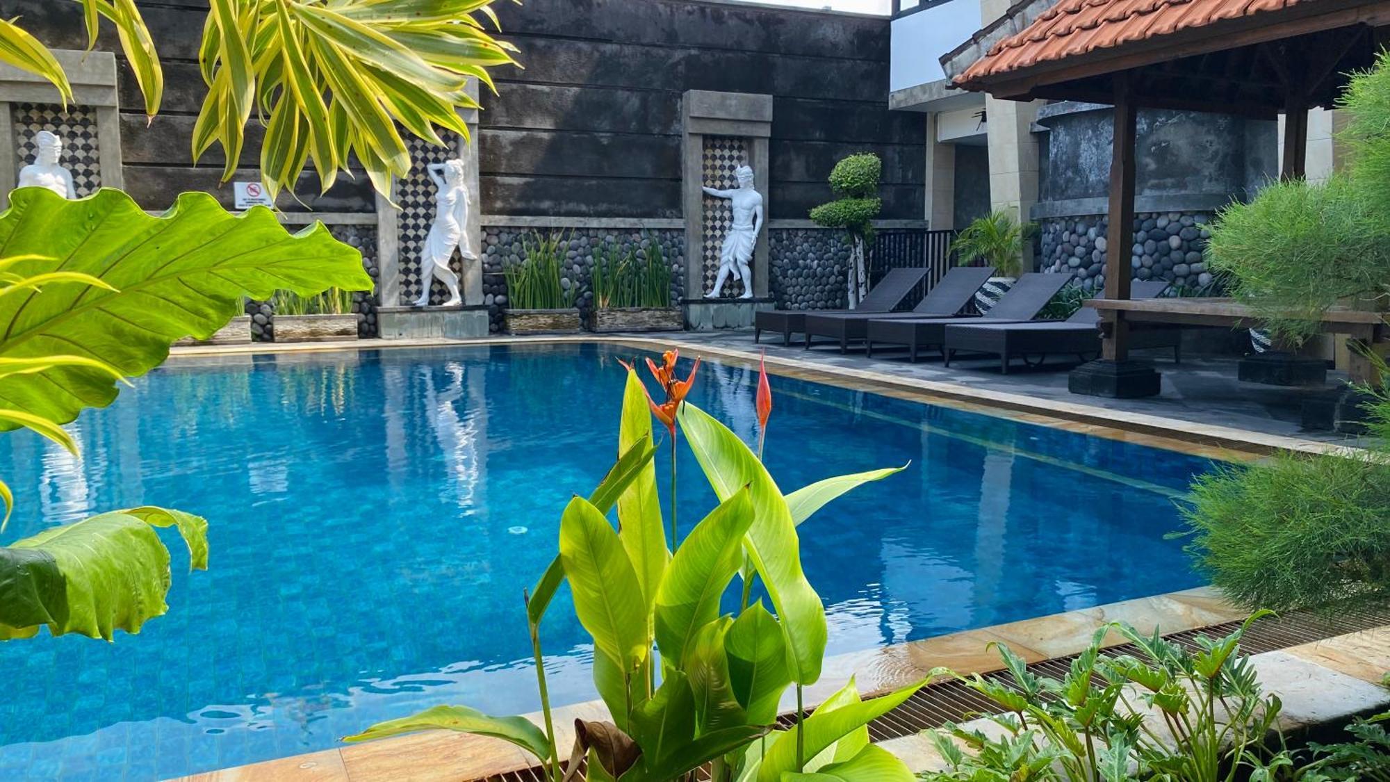 Sandat Hotel Legian מראה חיצוני תמונה
